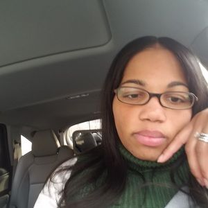 Meet your Posher, Shayla
